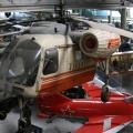 Hubschrauber+an+der+Museumsdecke+in+Sinsheim