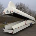Segelfluganhänger DG 505 Elan mit Flügeln im Hänger