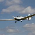 Flugplatz Bad Neustadt - Grasberg, Rotax-Falke beim Anflug auf 31