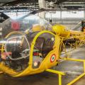 Agusta Bell 47 G2, Länge 9,62 m, Rotor 11,35 m, Leergewicht 814 kg, Startgewicht 1340 kg, Reichweite 500 km, Dienstgipfelhöhe 5245 m, 269 km/h, Lycoming TVO-435 Motor mit 199 kW, Baujahr 1961.