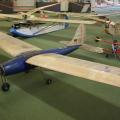 Dies ist ein historisches Modellflugzeug mit Verbrennungsmotor. Es wurde von Karlheinz Stegmeier 1955 erbaut.