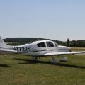 Cirrus SR22 auf dem  Grasberg am 7.7.2013