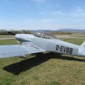 Flugplatz Bad Neustadt - Grasberg am 12.4.2025, RV-4 vor Rhönkulisse