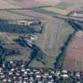 Luftbild am 28.08.2024, der Flugplatz Grasberg bei Bad Neustadt