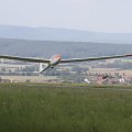 Flugplatz Bad Neustadt - Grasberg am 5.9.2021, die D-8989 hat den Boden verlassen