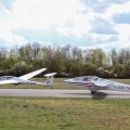 Flugplatz Bad Neustadt, Kunstflug am 13.04.2025, Fox rollt nach Landung aus