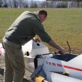 Flugplatz Bad Neustadt - Grasberg, JNP am 22.3.2019, der Gurt hält noch