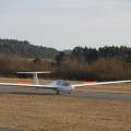 Flugplatz Bad Neustadt am Ostermontag 2013, Daniel landet mit Twin auf Piste 31