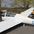 Flugplatz Bad Neustadt, JNP am 05.04.2025, die Hauben des Twin sind perfekt sauber