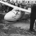 einsitziges Segelflugzeug in Gemischtbauweise (Ka 8 mit alter Haube)