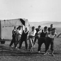 Flugbetrieb 5 Uhr morgends wurde der Flieger den Grasberg hochgezogen